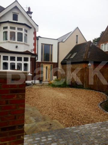 			NEW INSTRUCTION (Includes internet & water rates). , 1 Bedroom, 1 bath, 1 reception Maisonette			 Mount Emphraim Lane, Streatham Hill